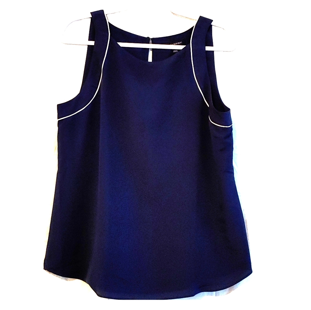 NWT Banana Republic navy tanl